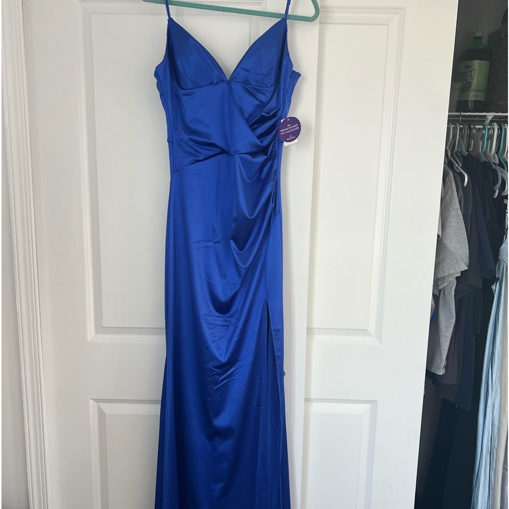 blue prom dress